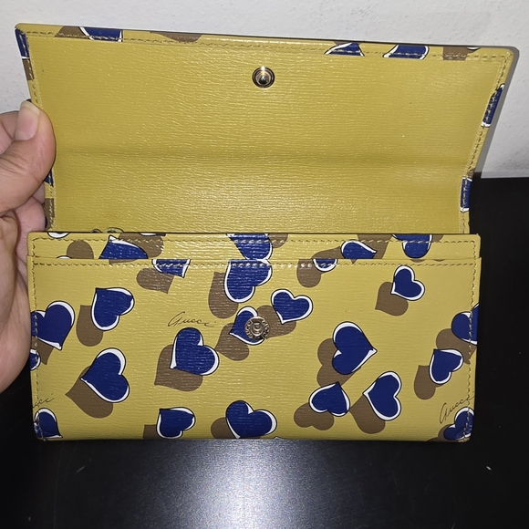 Gucci Continental Flap Calfskin Heartbeat Print Yellow Wallet - Picture 6 of 11